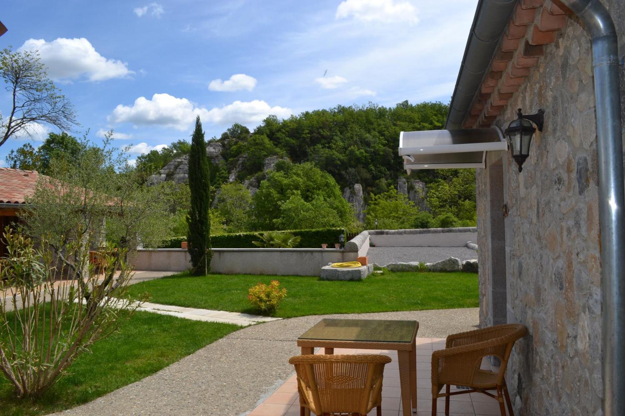 Hotel La Garenne Labeaume Exterior foto