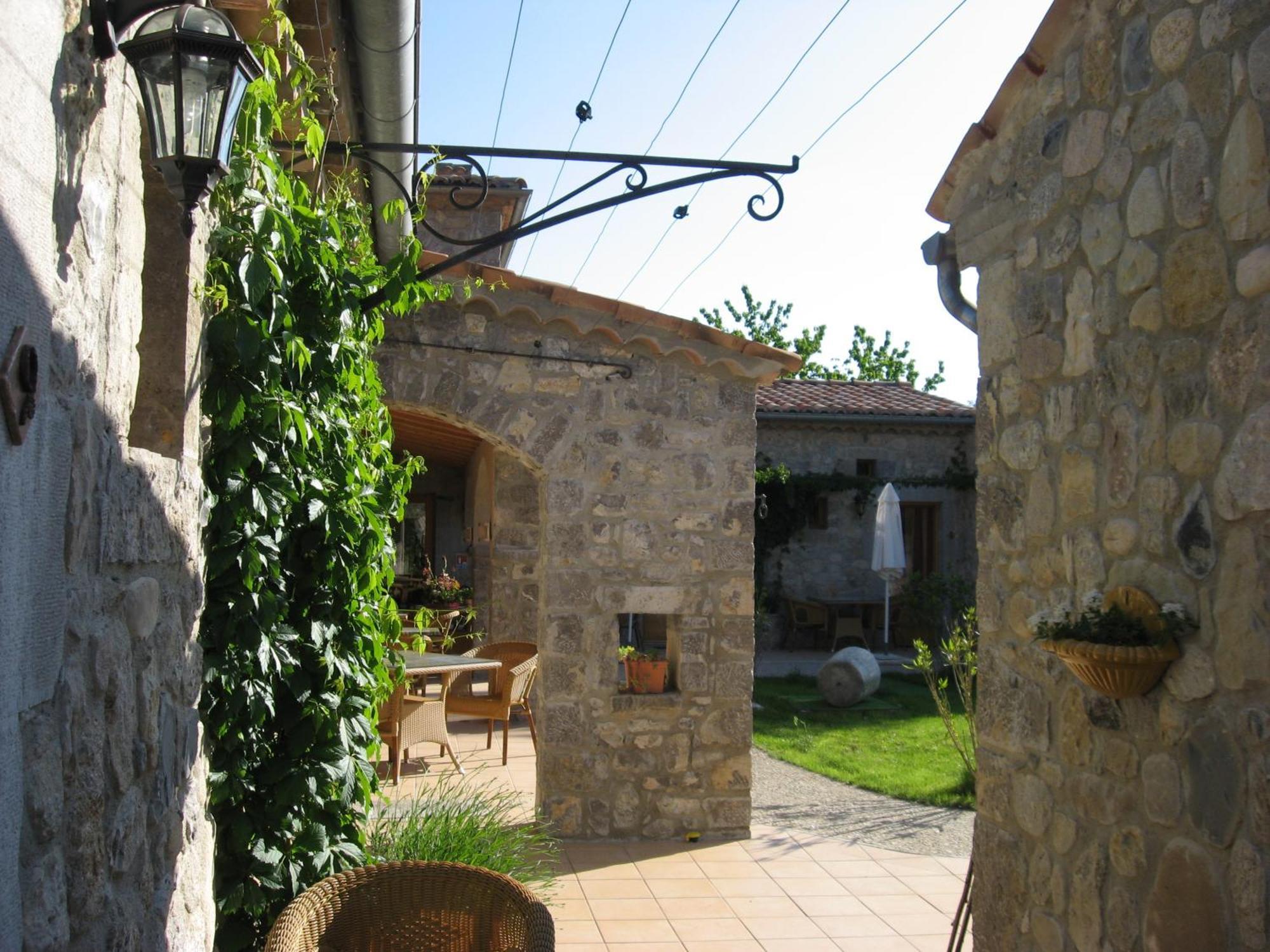 Hotel La Garenne Labeaume Exterior foto